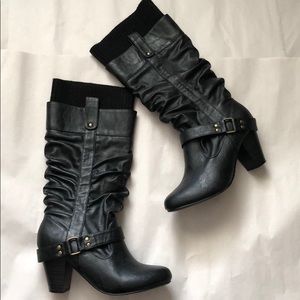 Black Qupid boots!